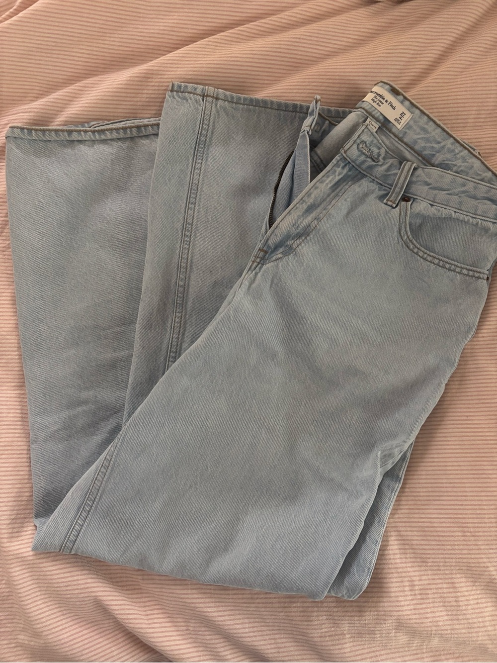 Abercrombie & Fitch Light Wash Wide Leg Jeans